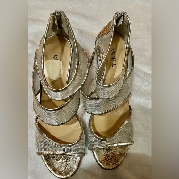 Vaneli Metalic Bronze Silver Heels size 9 - Picture 2 of 6